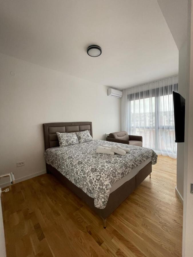 Leo Lux 2 Apartment Nis Luaran gambar