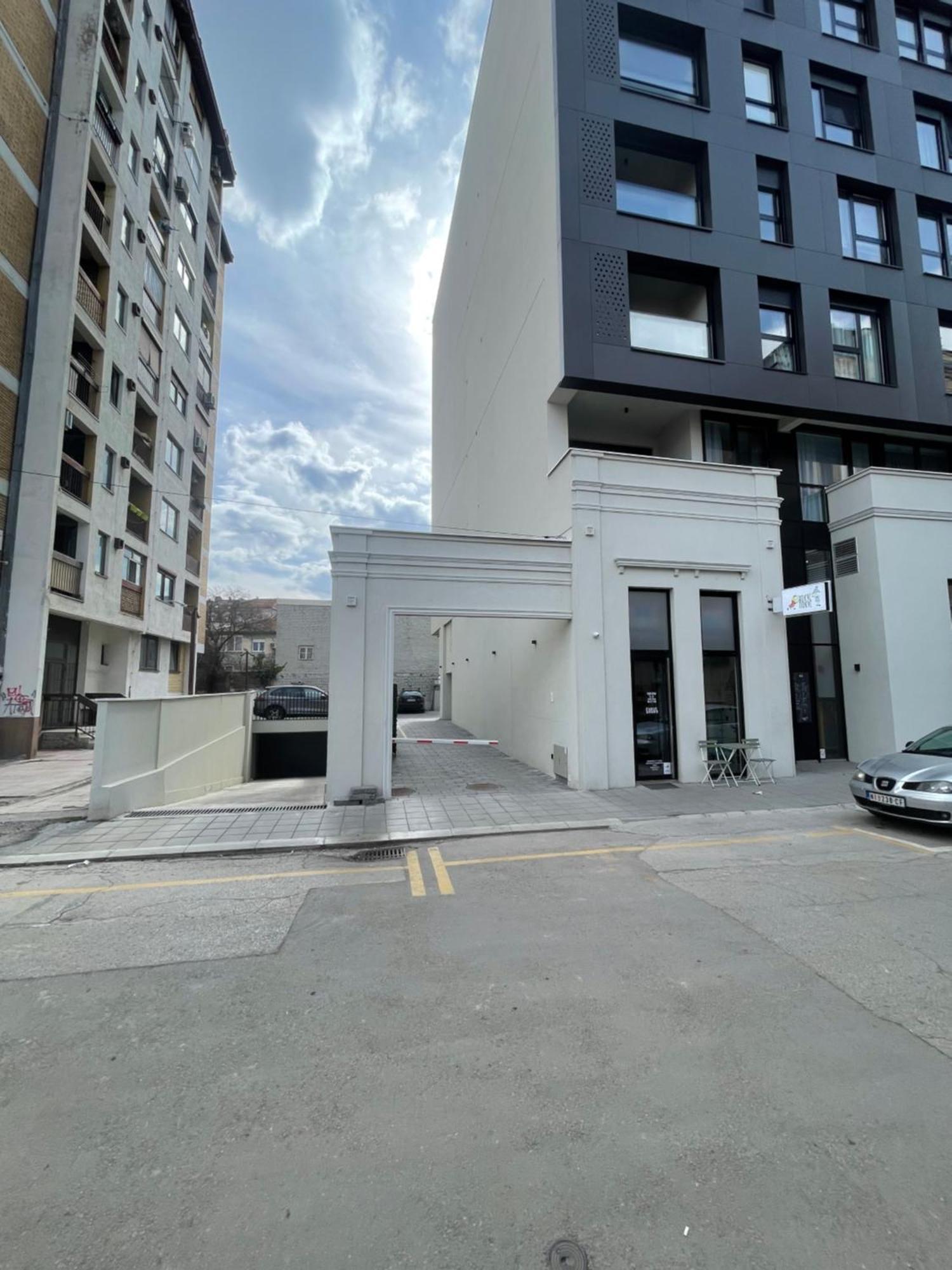 Leo Lux 2 Apartment Nis Luaran gambar